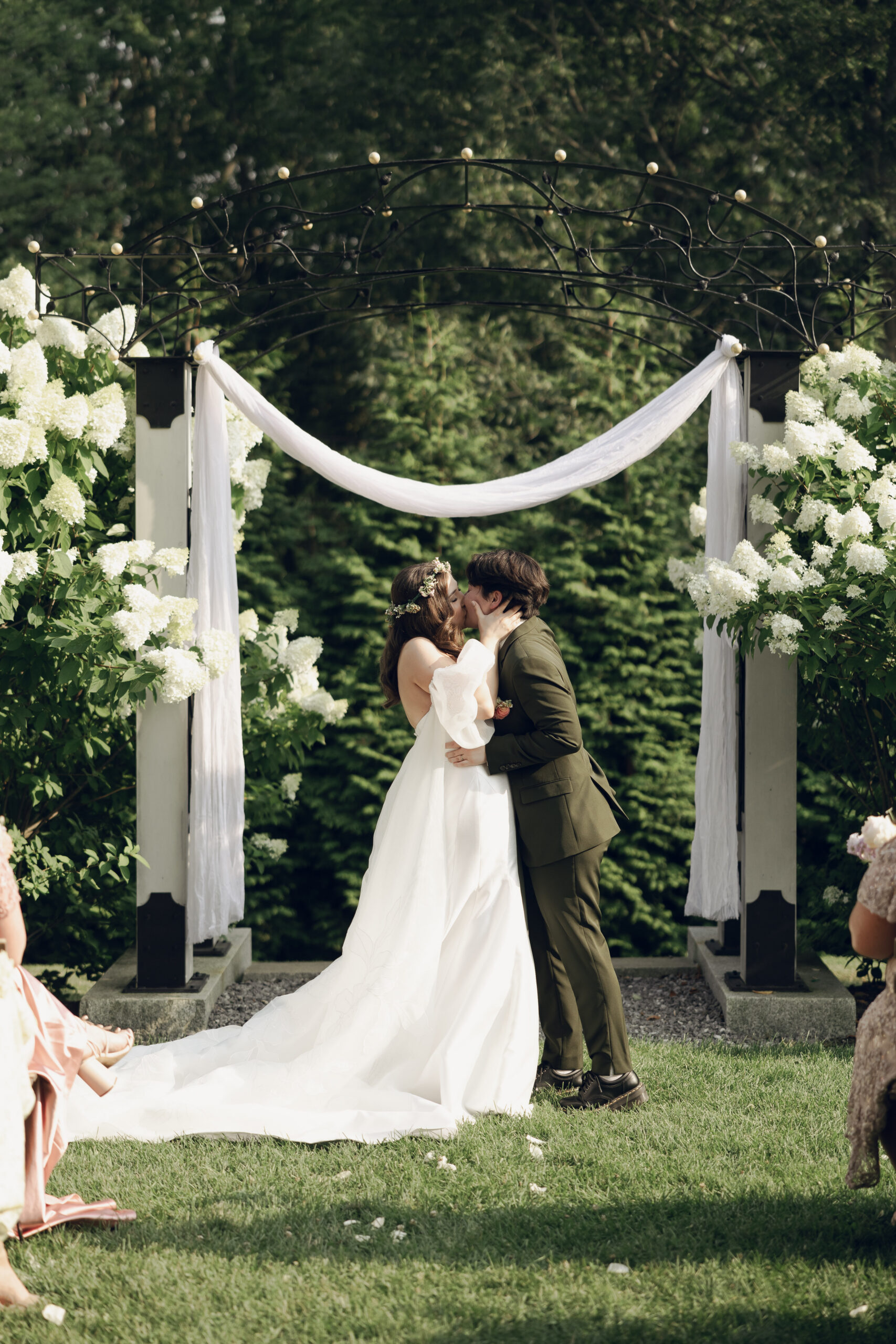 Colorful Summer Wedding At The Gardens At Uncanoonuc Mountain Wedding | Goffstown NH | Documentary + Editorial Wedding Photographer